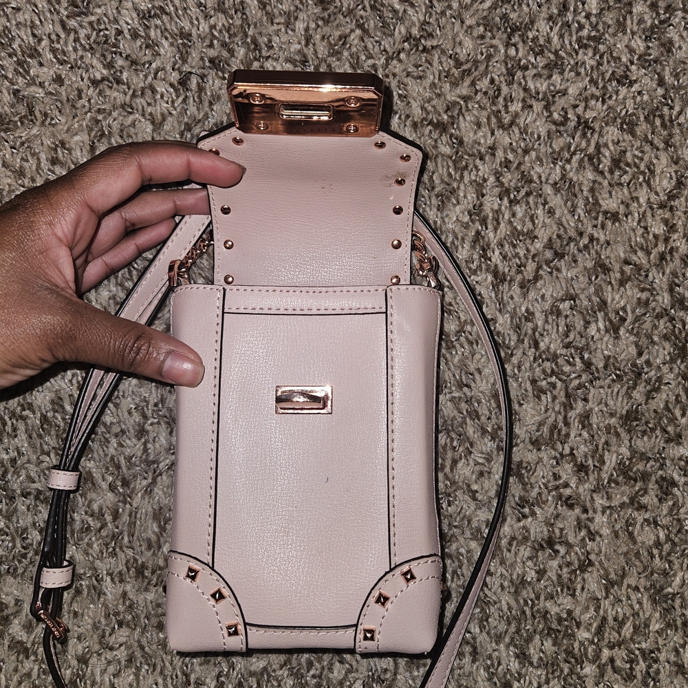 Pale Pink Michael Kors Cellphone Crossbody Rose Gold Hardware - Picture 5 of 7